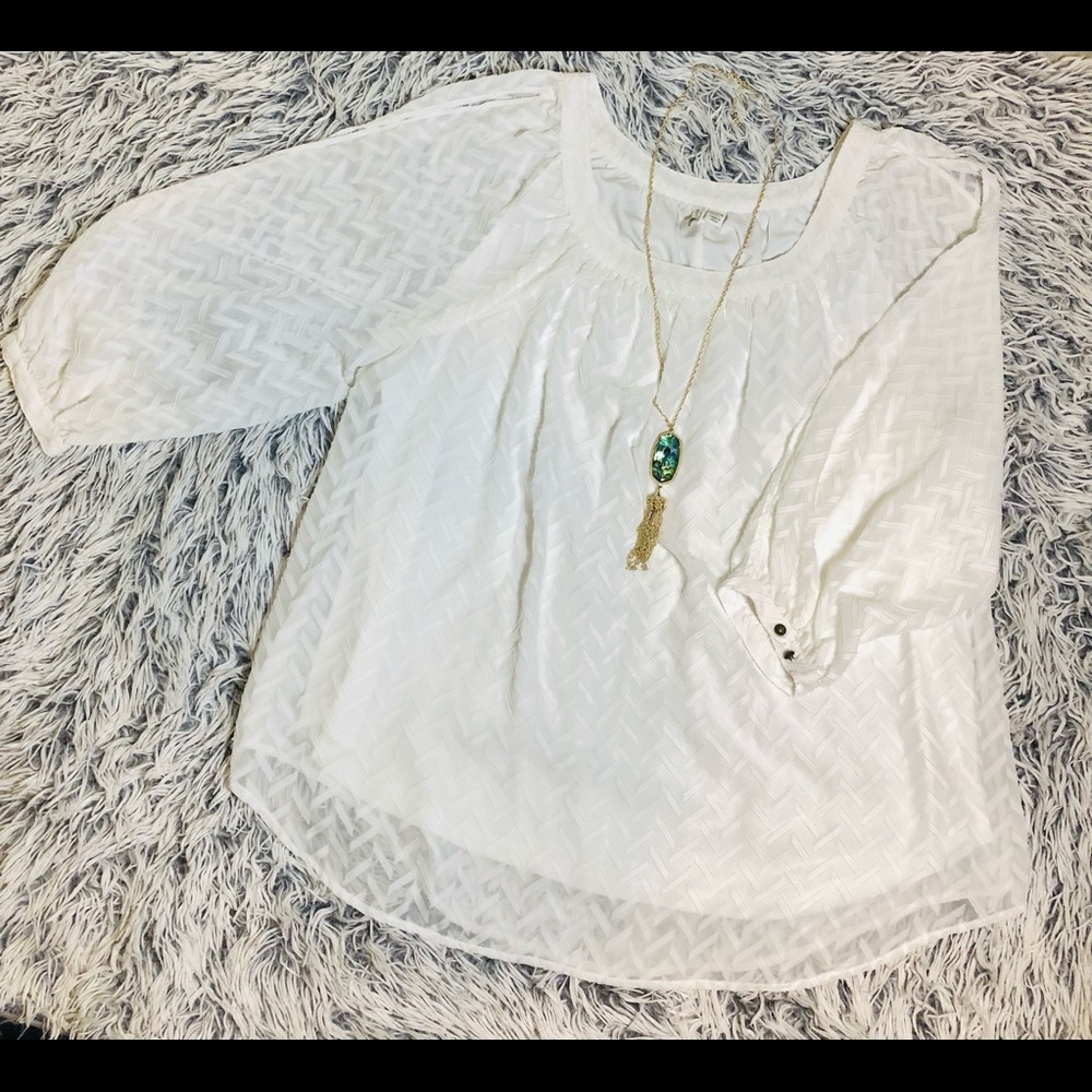 Cato size 18/20W white layered top with quarter sleeves